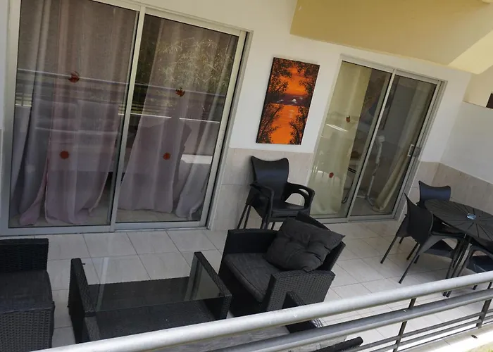 Santa Maria 2 Bedrooms